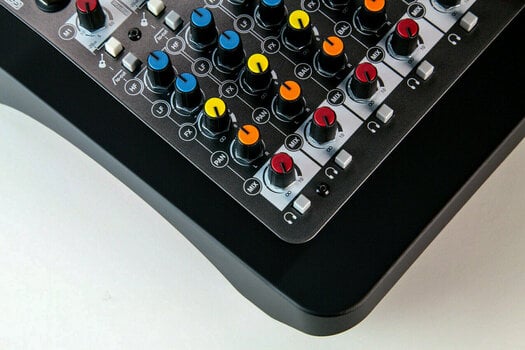 Table de mixage analogique Allen & Heath ZED-6FX - 5