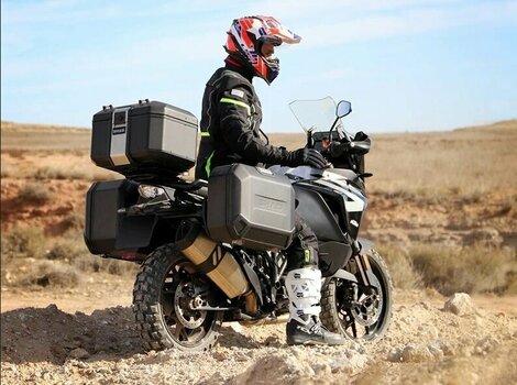 Kufer / Torba na tylne siedzenie motocykla Shad TR48 Terra Black Top Box - 9