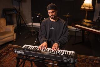 Synthesizer Yamaha CK61 Synthesizer - 7