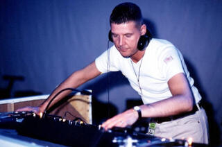 Schallplatte Tony De Vit - The Dawn (Original / Fergie Remix) (12" Vinyl) - 2