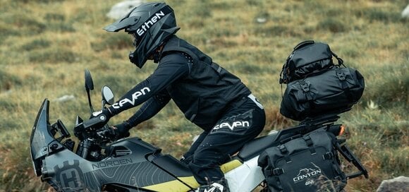 Kufer / Torba na tylne siedzenie motocykla Givi GRT724 Canyon Waterproof Cylinder Bag 12L - 10