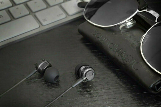 Sluchátka do uší SoundMAGIC ES18S Black-Gray - 2