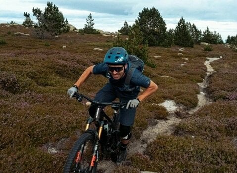 Cyklistická helma MET Terranova MIPS Black/Matt Glossy M (56-58 cm) Cyklistická helma - 9