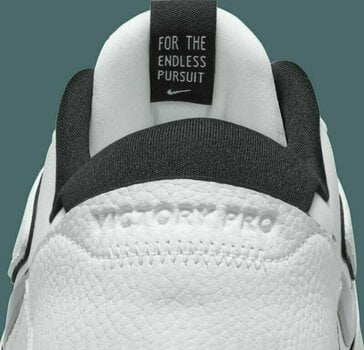 Calçado de golfe para homem Nike Victory Pro 3 Next Nature Mens Golf Shoes White/Black 42,5 - 9