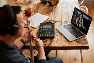 Podcast Mixer Boss Gigcaster GCS-5 Podcast Mixer - 6