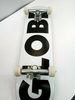 Globe G0 Fubar White/Black Skateboardul