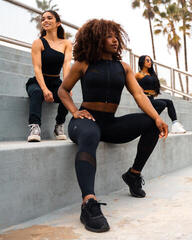 Treenihousut Nebbia High-Waist Joggers INTENSE Signature Black M Treenihousut - 4