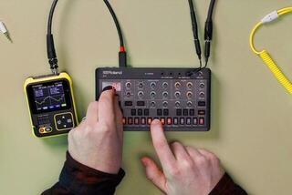 Synthesizer Roland AIRA Compact S-1 Tweak Synth Synthesizer - 6