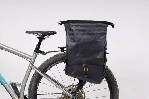 Kolesarske torbe Woho X-Touring Bikepacking Pannier Pair Cyber Camo Diamond Black 36 L - 4