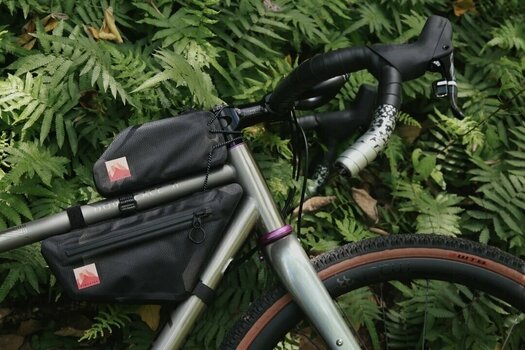 Cyklistická taška Woho X-Touring Top Tube Bag Dry Cyber Camo Diamond Black 1,1 L - 9