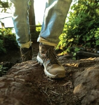 Moški pohodni čevlji Columbia Men's Newton Ridge Plus II Waterproof Hiking Boot Light Brown/Red Velvet 44,5 Moški pohodni čevlji - 13