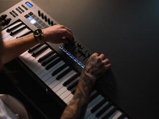 Master Keyboard Novation FLkey 49 Master Keyboard - 6