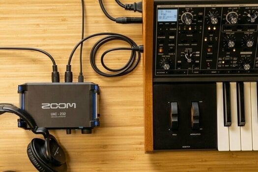 USB audio prevodník - zvuková karta Zoom UAC-232 - 13
