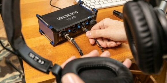 USB audio prevodník - zvuková karta Zoom UAC-232 - 6