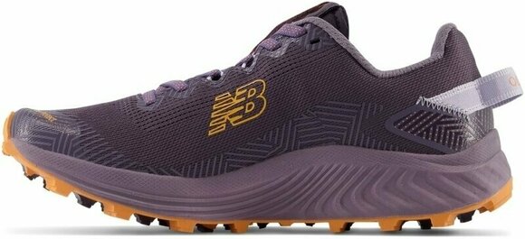 Trail running shoes
 New Balance Fuelcell Summit Unknown Interstellar 37,5 Trail running shoes - 4