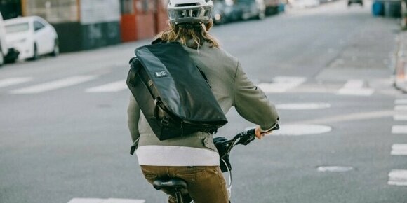 Lifestyle Backpack / Bag Chrome Buran III Messenger Bag Reflective Black X 24 L Backpack - 10