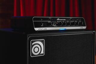 Solid-State Bass Amplifier Ampeg VENTURE V12 Solid-State Bass Amplifier - 5