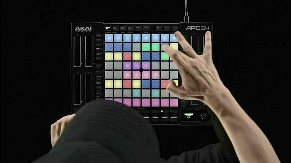 Controlador MIDI Akai APC64 - 5