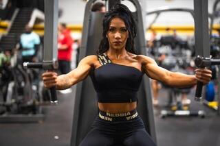 Fitness Unterwäsche Nebbia High Support Sports Bra INTENSE Asymmetric Black/Gold XS Fitness Unterwäsche - 5