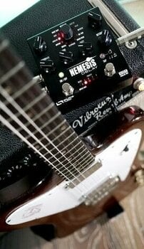 Efecto de guitarra Source Audio Nemesis Delay ADT - 5