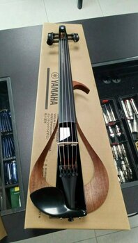 Elektrische viool Yamaha YEV 105 B 02 4/4 Elektrische viool (Zo goed als nieuw) - 2