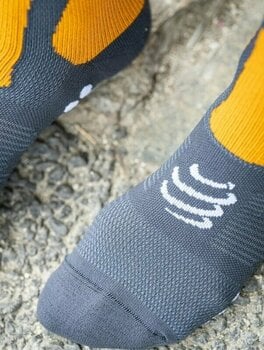 Calcetines para correr Compressport Hiking Socks Magnet/Autumn Glory T2 Calcetines para correr - 3
