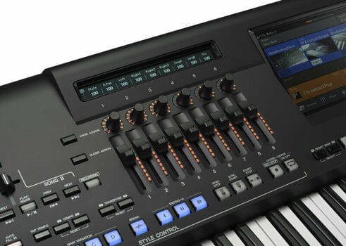 Professional Keyboard Yamaha Genos 2 - 16