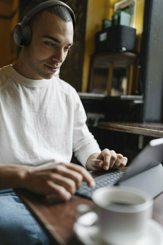 Doba prehrávania (hod.)