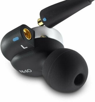 In-Ear Headphones AKG N40 Silver In-Ear Headphones - 3