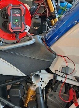 Moottoripyörän laturi Shark Battery Charger CB-750 - 9