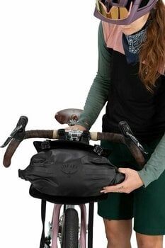 Cyklistická taška Osprey Escapist Handlebar Bag Black 10 L - 8
