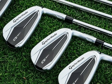 Golf Club - Irons TaylorMade Qi10 Right Handed 5-PW Senior Graphite Golf Club - Irons - 5