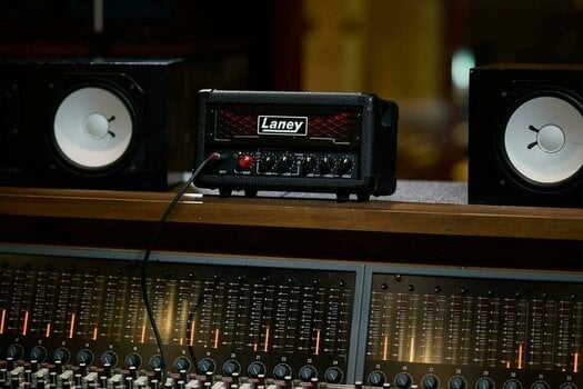Solid-State Amplifier Laney IRF-LEADTOP - 7