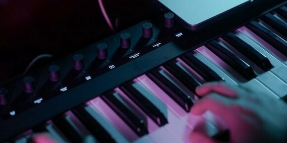 MIDI-Keyboard Korg Keystage 61 - 14