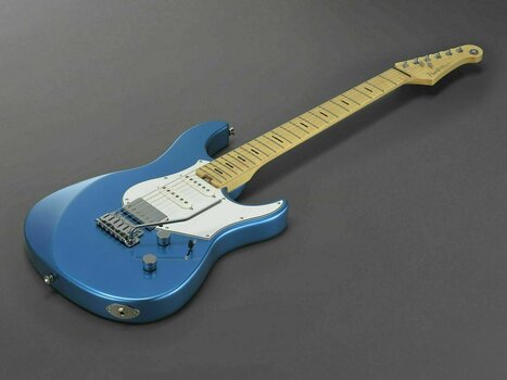 Guitare électrique Yamaha Pacifica Professional MSB Sparkle Blue - 4