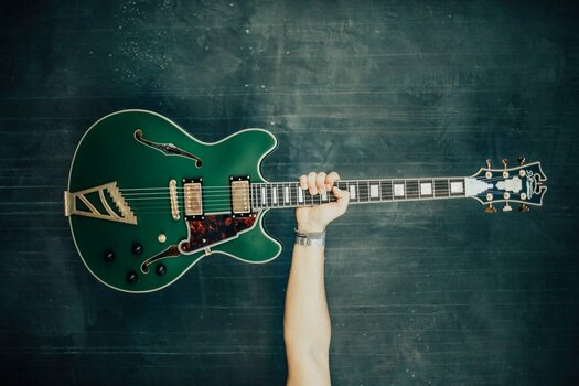 Gitara semi-akustyczna D'Angelico Deluxe DC Stairstep Matte Emerald - 6