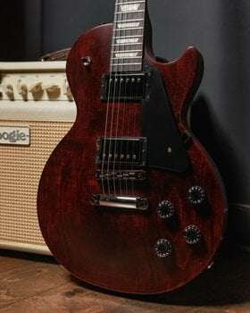 Guitarra elétrica Gibson Les Paul Modern Studio Wine Red Satin - 18
