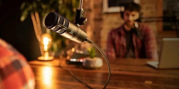 Microfone para podcast Audio-Technica AT2040 - 3