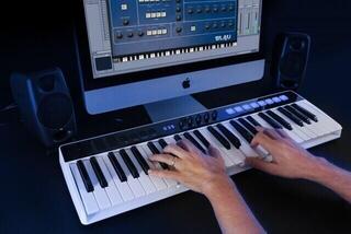 MIDI keyboard IK Multimedia iRig Keys I/O 49 MIDI keyboard - 2
