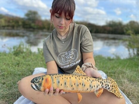 Andet fiskegrej og værktøj BeCare Pillow Golden Trout 50 cm - 4