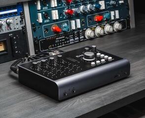 USB zvuková karta Audient iD44 MKII USB zvuková karta - 5