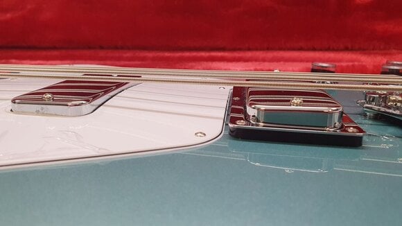 Basgitara elektryczna Gibson Non-Reverse Thunderbird Faded Pelham Blue (Uszkodzone) - 4