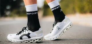 Tekaške nogavice
 Compressport Mid Compression V2.0 Black/White T1 Tekaške nogavice - 4