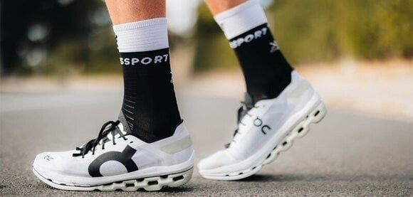 Κάλτσες Τρεξίματος Compressport Mid Compression Socks V2.0 Black/White T3 Κάλτσες Τρεξίματος - 5