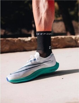 Skarpety do biegania
 Compressport Pro Marathon Socks V2.0 Black/White T3 Skarpety do biegania - 3