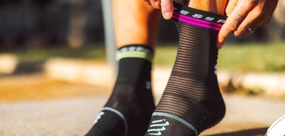 Meias de corrida Compressport Pro Marathon Socks V2.0 Black/Safety Yellow/Neon Pink T1 Meias de corrida - 3