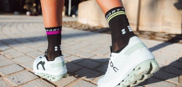 Juoksusukat Compressport Pro Marathon Socks V2.0 Black/Safety Yellow/Neon Pink T1 Juoksusukat - 4