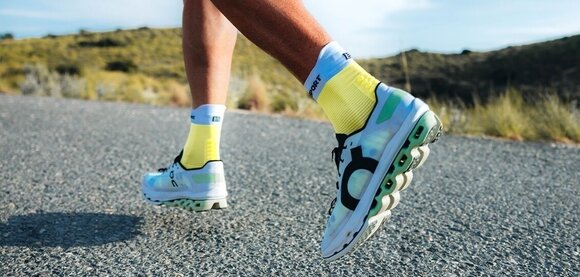 Κάλτσες Τρεξίματος Compressport Pro Racing Socks V4.0 Run High Safety Yellow/White/Black/Neon Pink T1 Κάλτσες Τρεξίματος - 5
