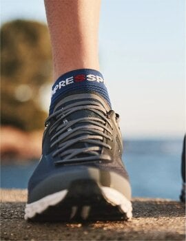 Running socks
 Compressport Pro Racing Socks V4.0 Run Low Sodalite/Fluo Blue T1 Running socks - 2