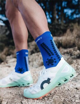 Löparstrumpor Compressport Pro Racing Socks V4.0 Trail Dazzling Blue/Dress Blues/White T1 Löparstrumpor - 3